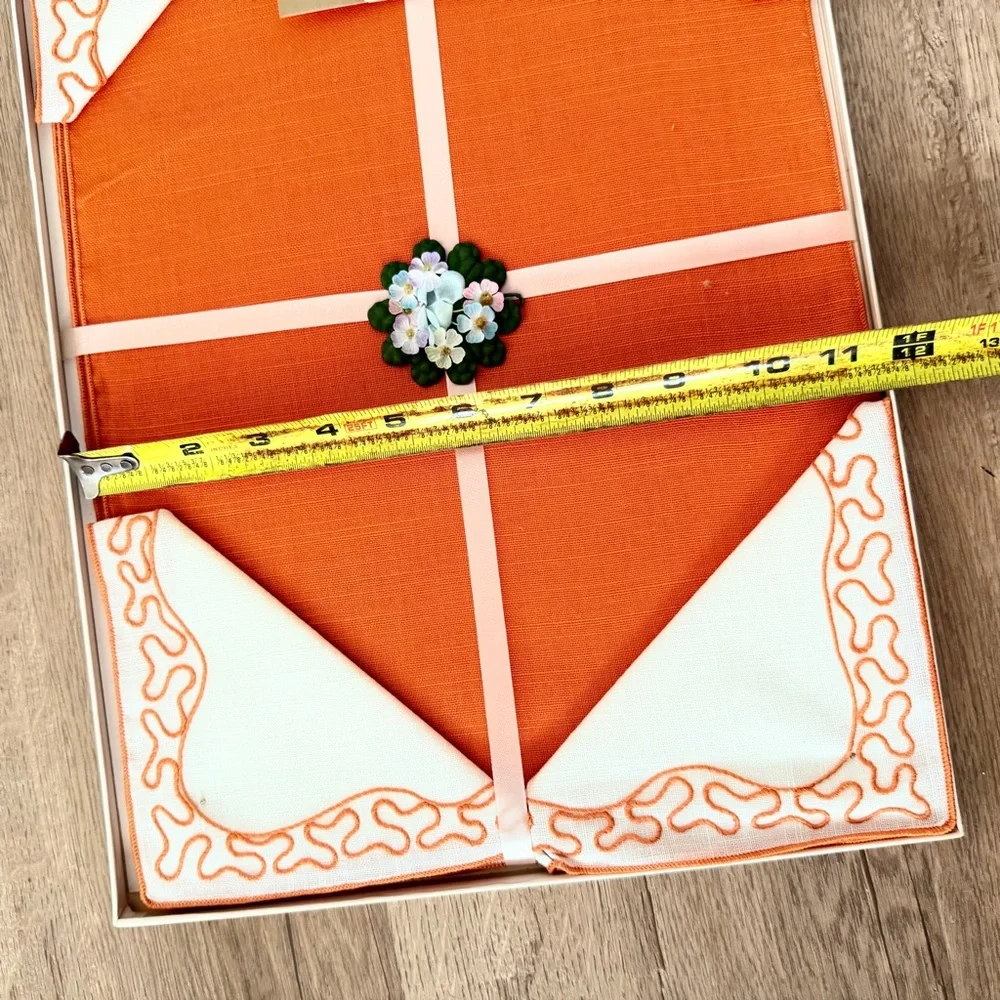 NIB Vtg Empress 8 PCs Placemat Place Mat Set Mats & Napkins‎ Orange Embroidered